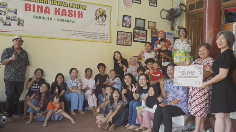 Santosian Berbagi