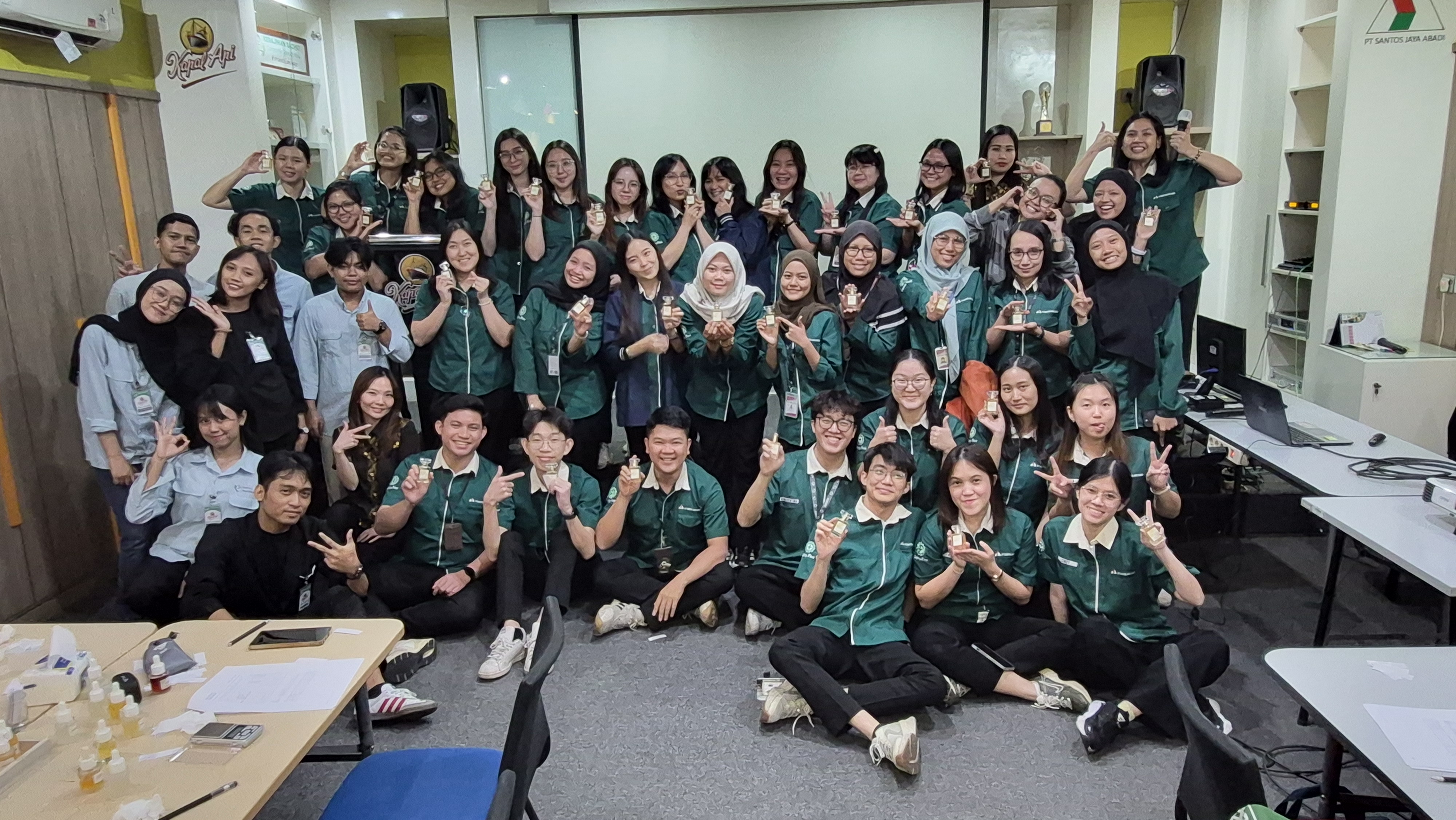 Work Life Balance Series : ART Class - Wewangian ala SANTOSIAN